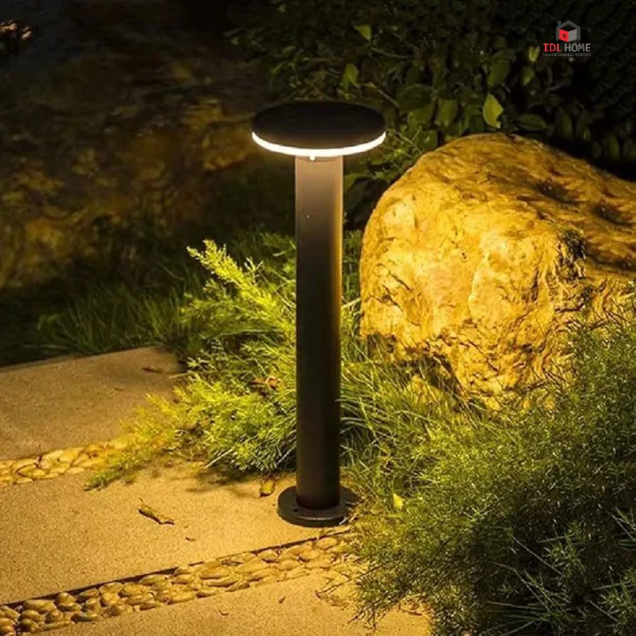 Outdoor path light