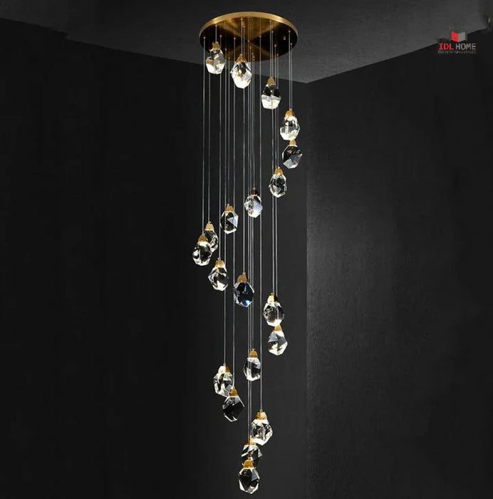18 Diamond like Head chandelier